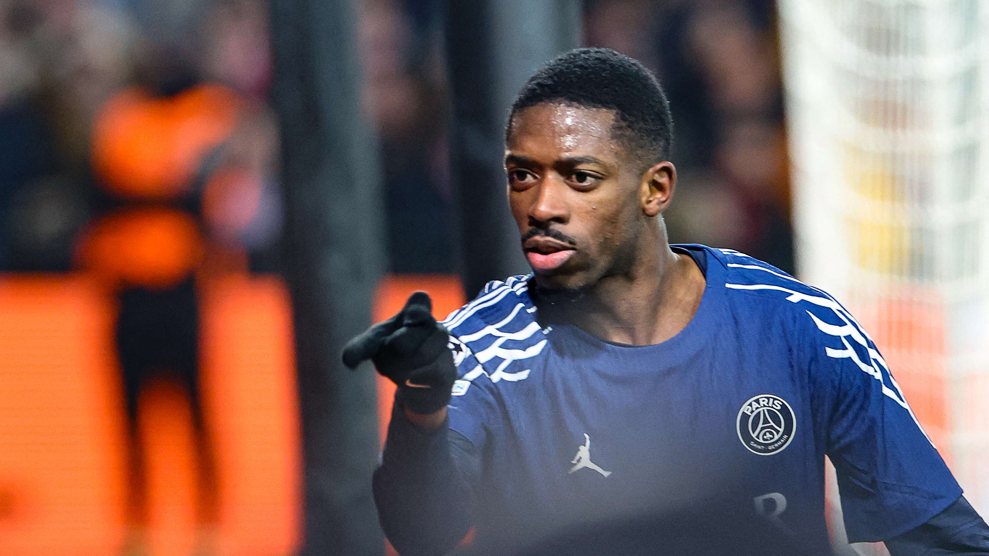 了他在球队 了他在球队